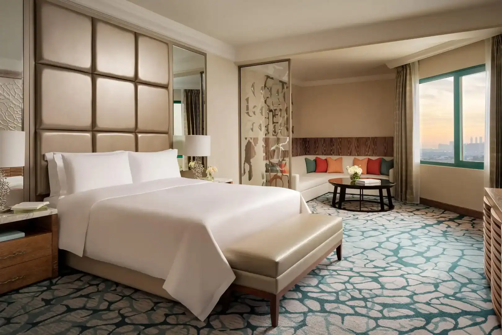 Phy2025.atp Regal Suite04 Lr