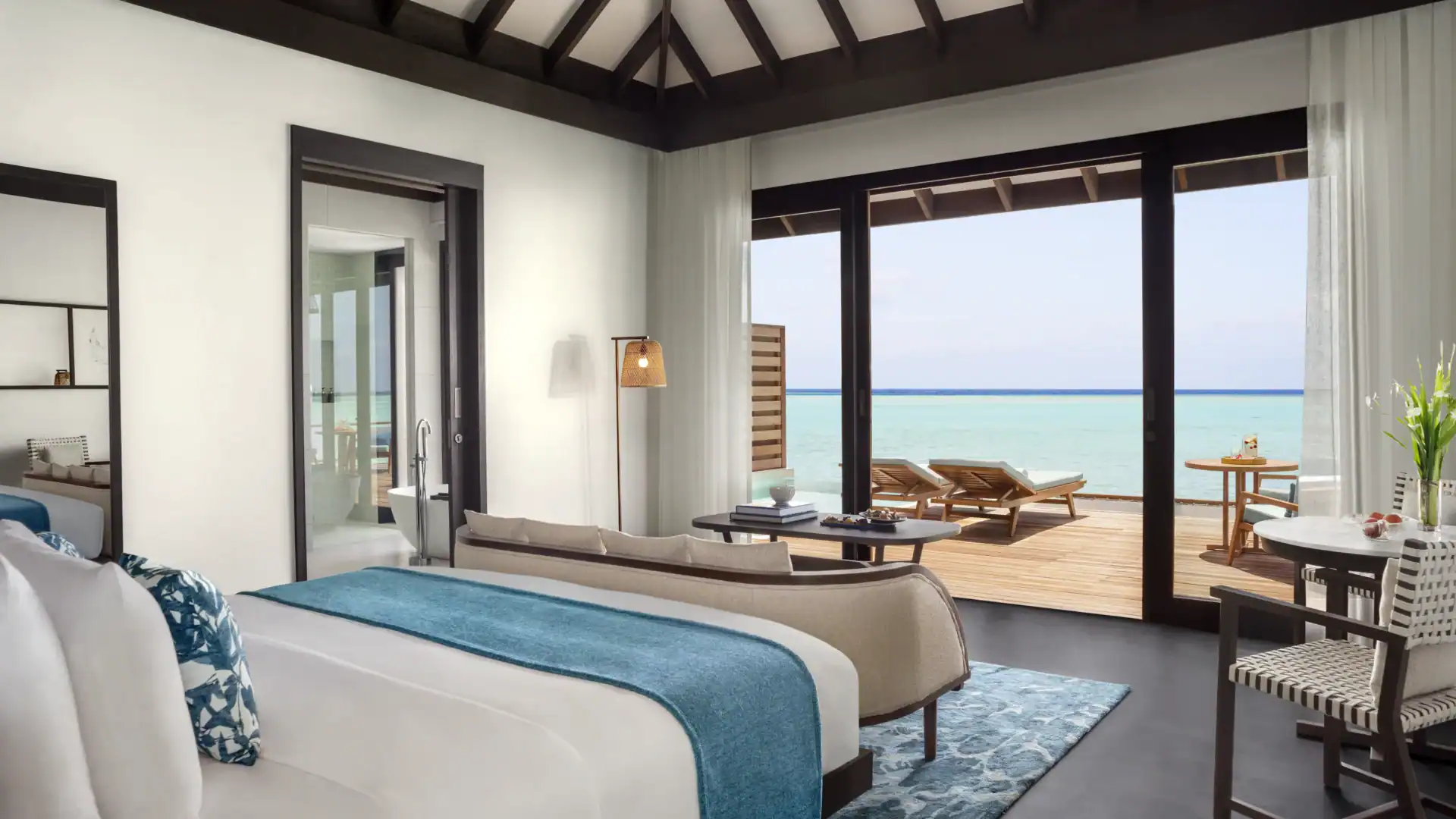 Anantara Veli Maldives Resort Deluxe Overwater Villa