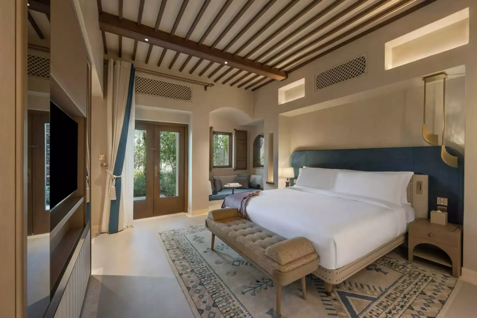 Bas Rooms Junior Suite Room 006 Jpg