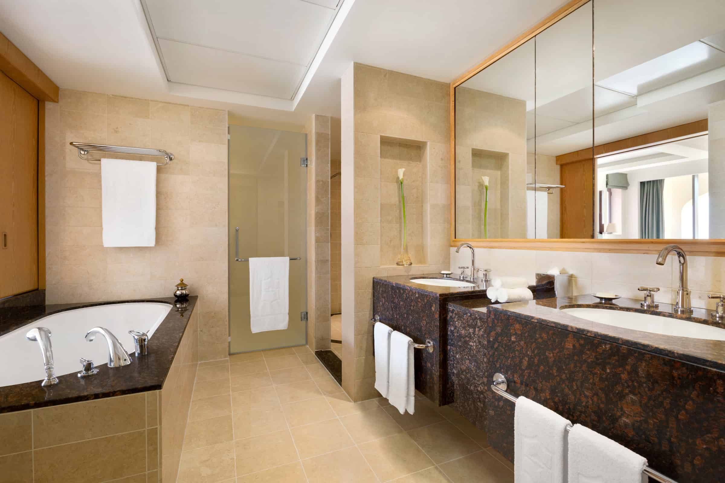 Hilton Muscat Al Bandar Oman Badkamer2