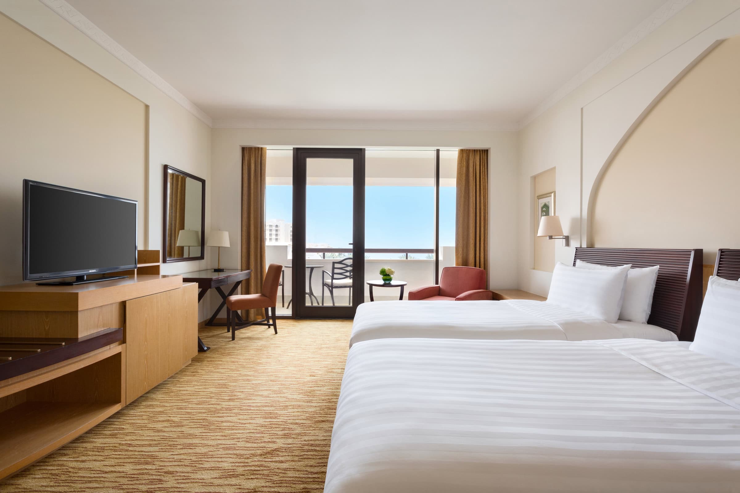 Hilton Muscat Al Bandar Oman Twinbeds