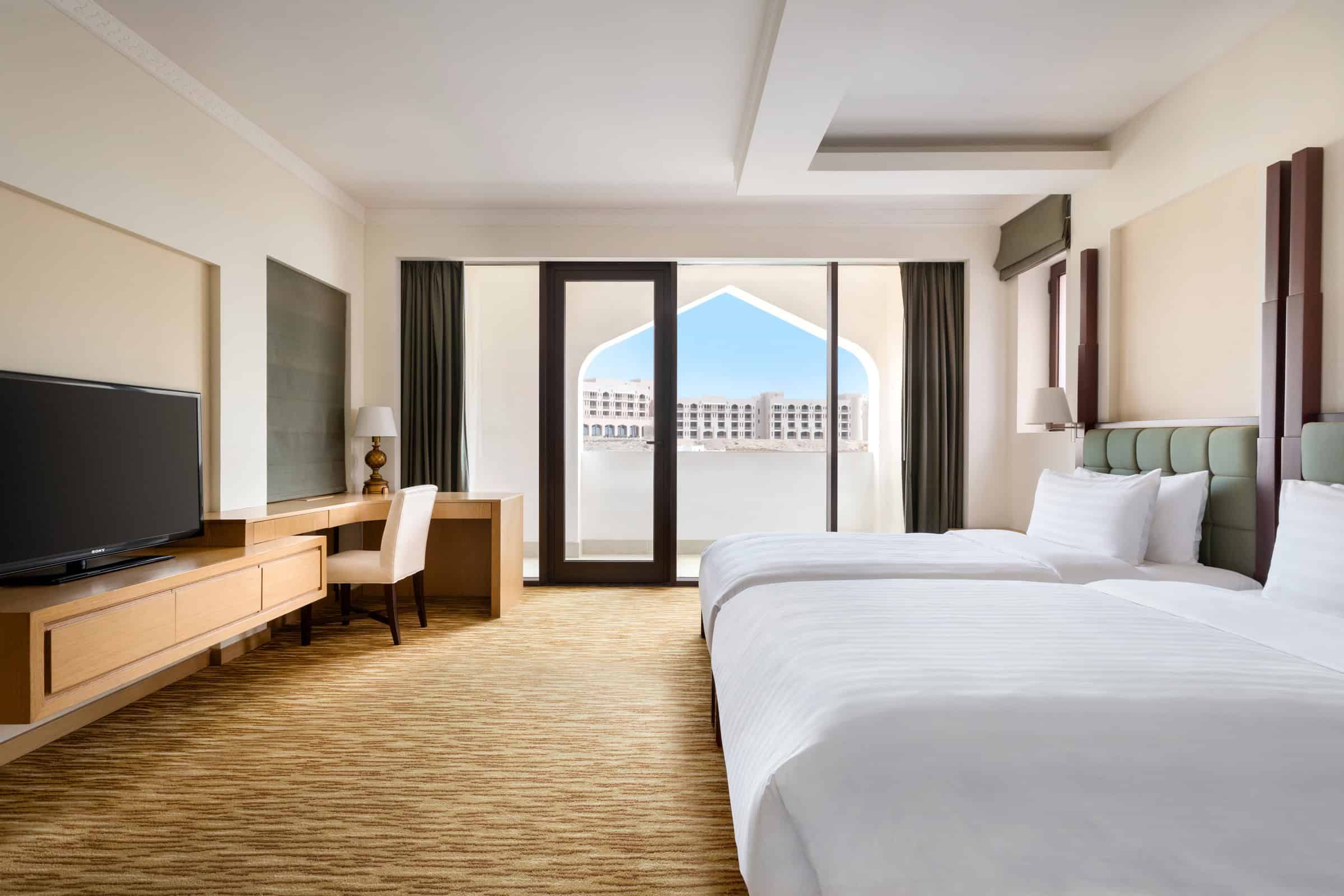 Hilton Muscat Al Bandar Oman Twinbeds2