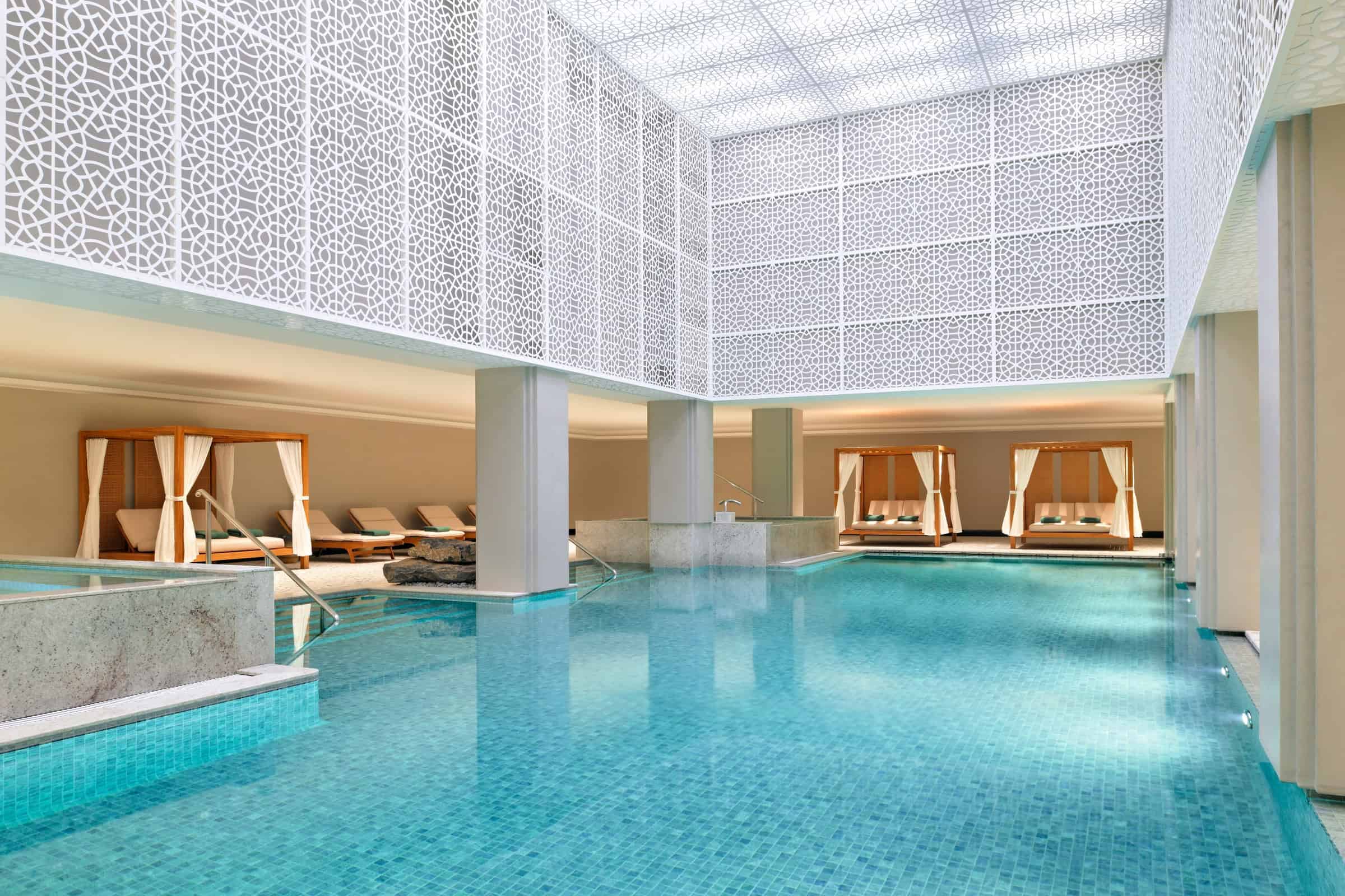 Indigo Jabal Akhdar Resort Spa Oman Binnen Zwembad