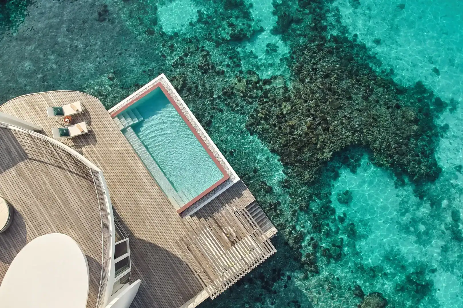 Jumeirah Olhahali Island Malediven Water Villa Zwembad