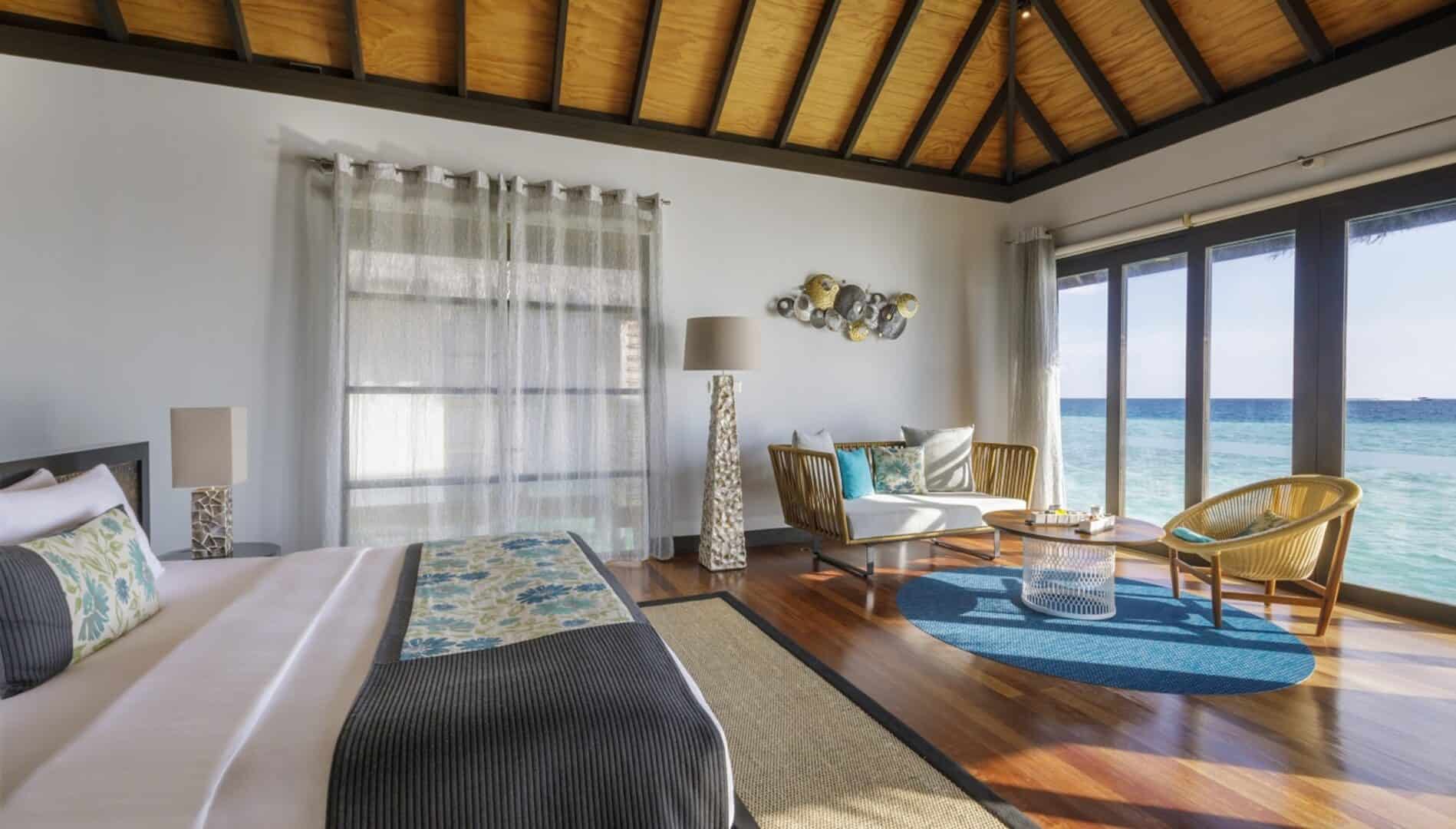 Niva Velassaru Malediven Resort Guest Room Lounge