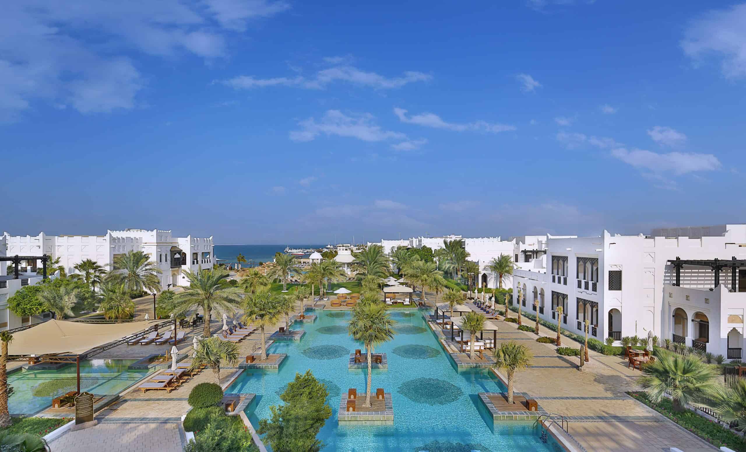 Sharq Village Spa Ritz Carlton Hotel Qatar Buiten Zwembad