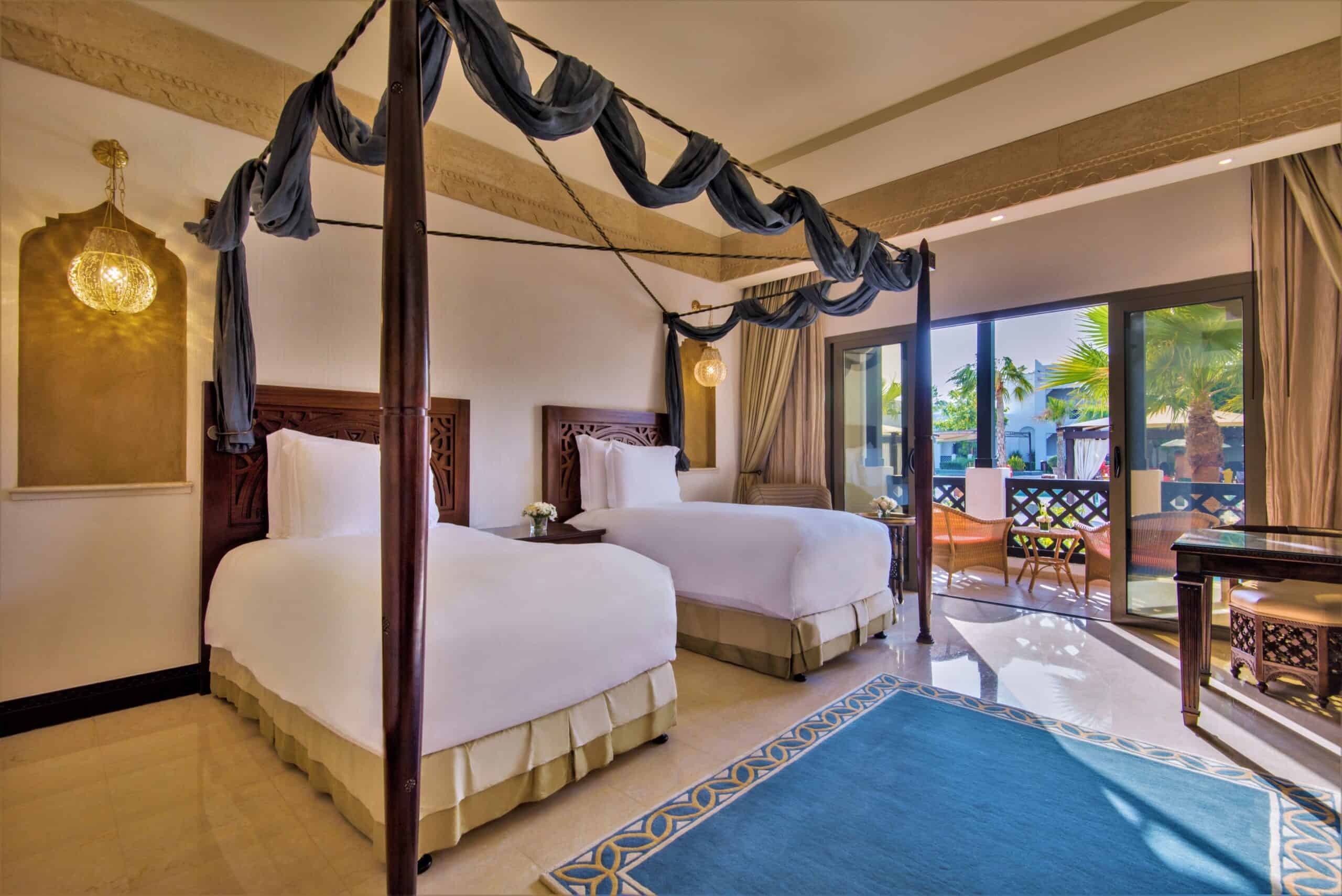 Sharq Village Spa Ritz Carlton Hotel Qatar Deluxe Guest Room Twin Beds