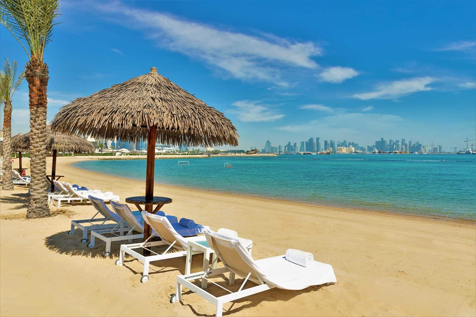 Sharq Village Spa Ritz Carlton Hotel Qatar Strand
