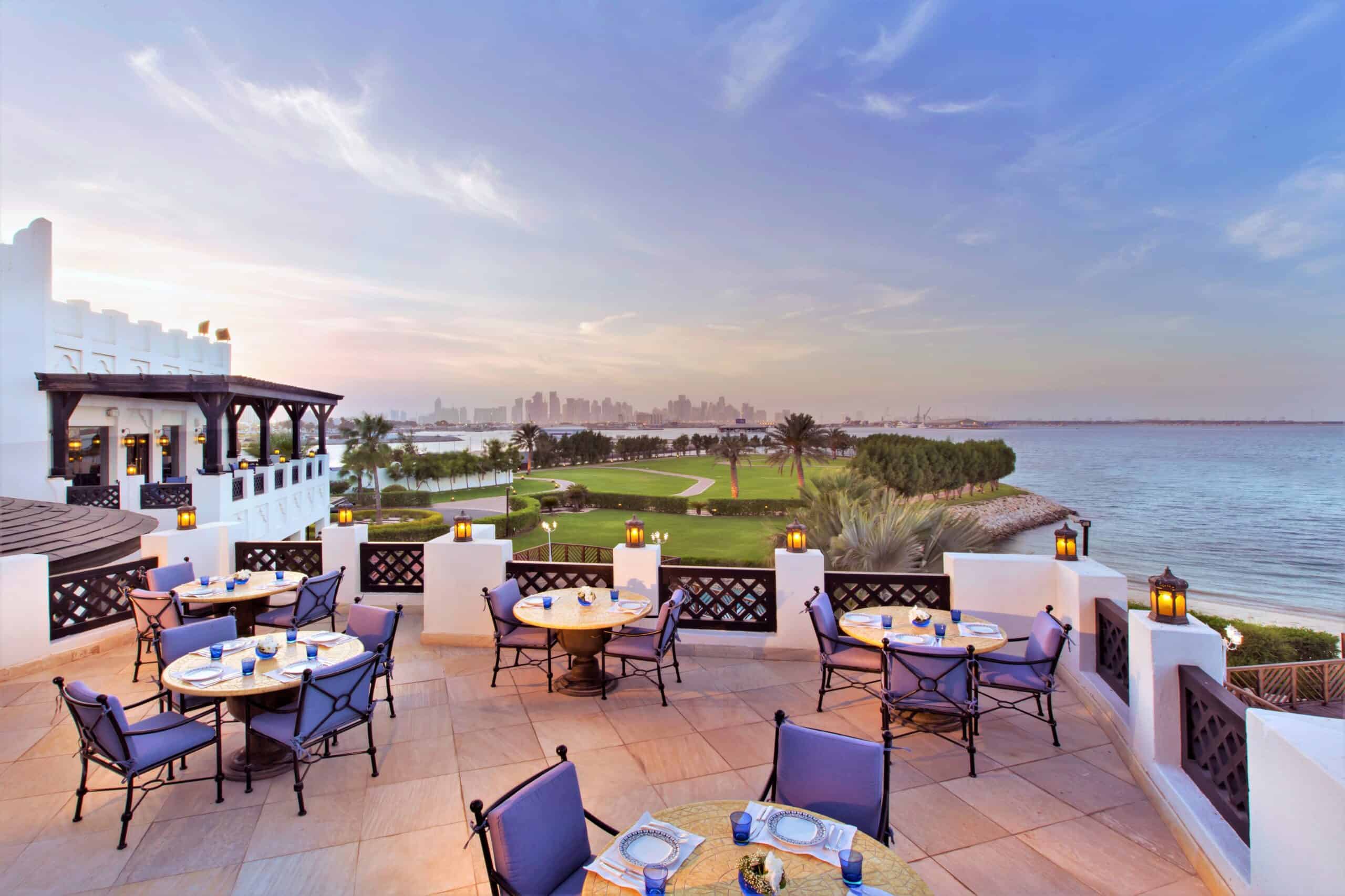 Sharq Village Spa Ritz Carlton Hotel Qatar Terras
