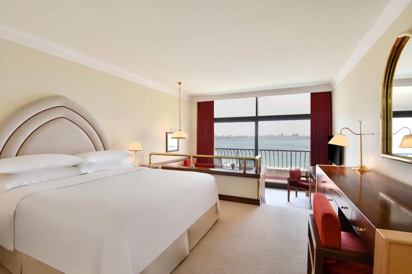 Sheraton Grand Doha Resort Qatar Guest Room King(1)